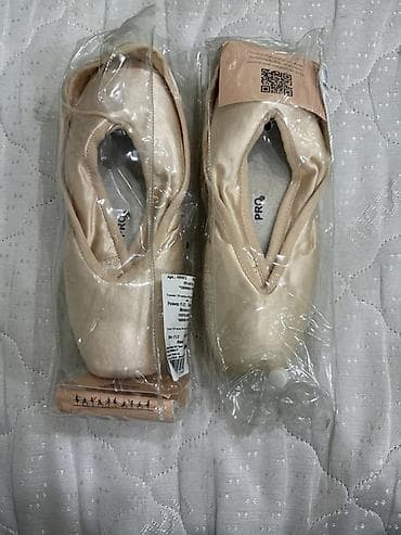 epl voyc 8: Grishko Pro və Maya I Pro modellərindən ibarət iki cüt balet puantı — 1