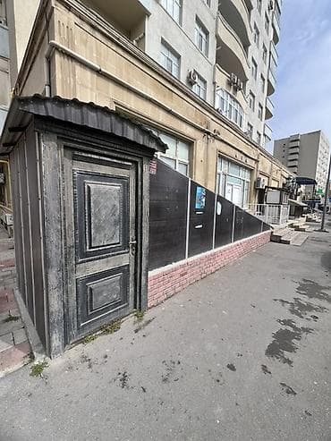 studiya: İcarəyə verilir: Qara Qarayev m yaxınlığı.Yol kənarında, çoxmərtəbəli — 2