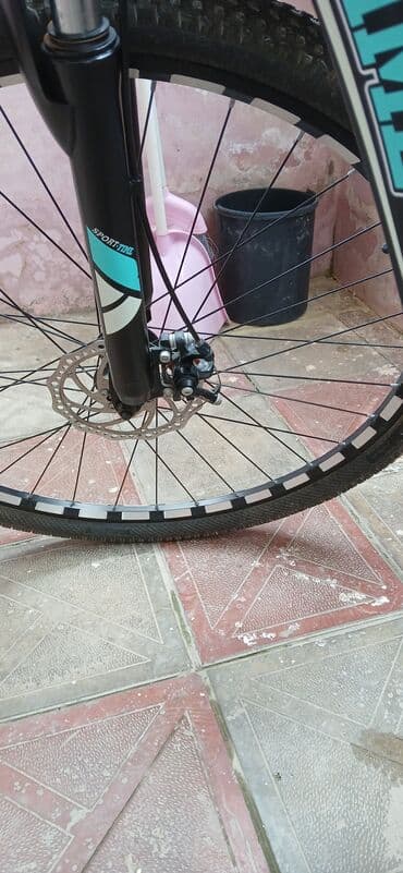 islenmis velosipedler: İşlənmiş Dağ velosipedi 29", sürətlərin sayı: 7, Ünvandan götürmə — 4