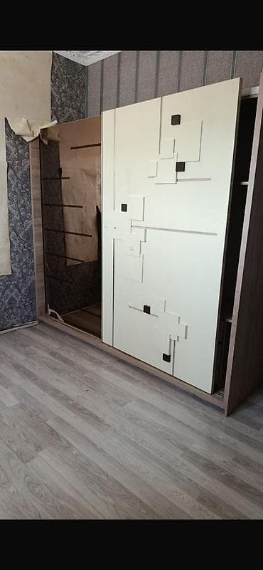 Dolab satilir.Turkiyenin aydinoğlu firmasinındır. Qiymet 150