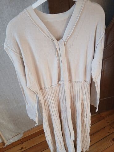 xaki rəngli qadın krossovkaları: Bej rəngli qadın paltarı - Material: trikotaj üst hissə, aşağı hissəsi — 1