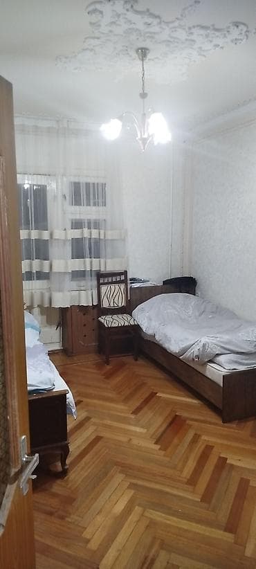 Ünvan: Azadlıq metrosuna 10-12 dqlık məsafədədir. Kirayə — 6