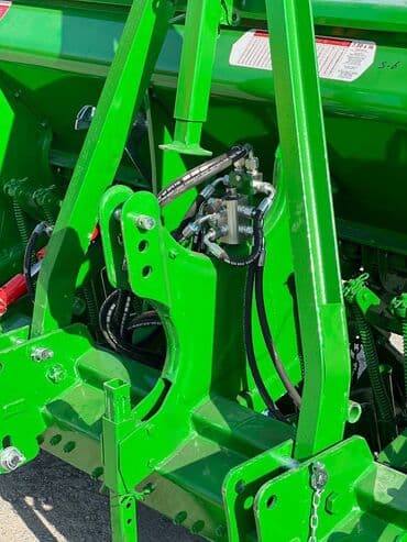 toxum: Özduman toxum səpən 2025 Tələsin 2025 model özdüman brendinə aid — 6