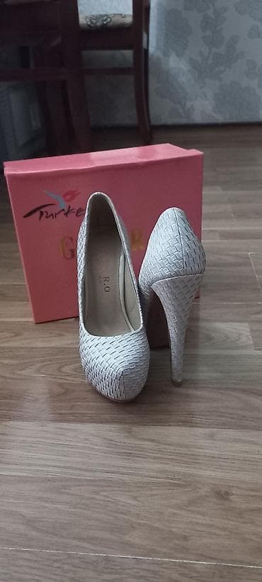 nuray qadin geyimleri instagram: Ölçü: 35.5, rəng - Ağ, Yeni — 4