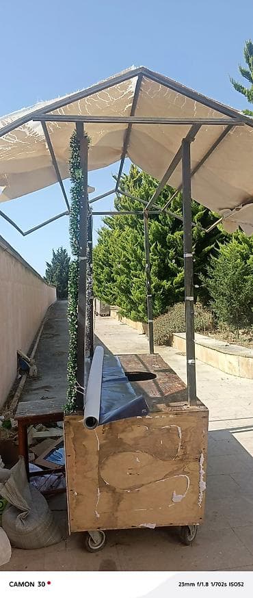 Butkalar, köşklar: Kiosk/fast-food üçün mobil satış köşkü Batut ile beraber 400 manat — 2