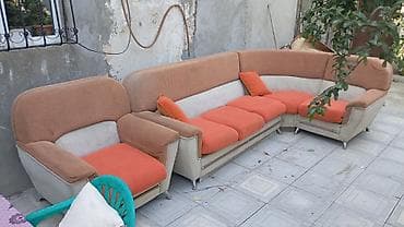 Künc divan dəsti - Forma: geniş L/künc divan – sağa dönən künc hissə