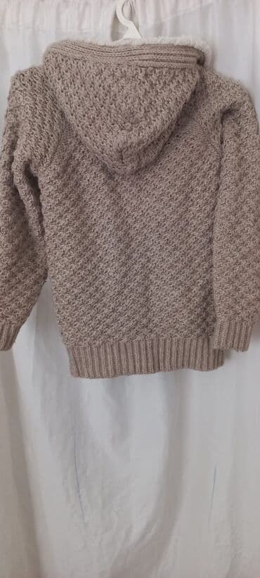 женские вязаные кардиганы: Toxunma yun jaket.hecbir problemi yoxdur.etrafli cekilib.5 manata — 2