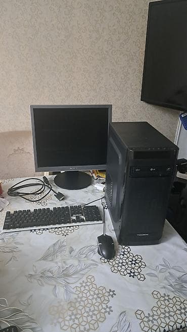 Stolüstü kompüter dəsti Tecili satilir Ram 12 vidyokart nvdia1Gb