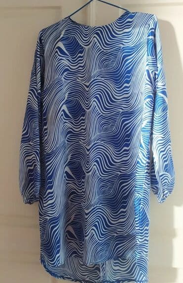 İdman geyimləri: Bir dəfə geyinilib Mavi-ağ dalğalı naxışlı uzun köynək/tunika - — 1