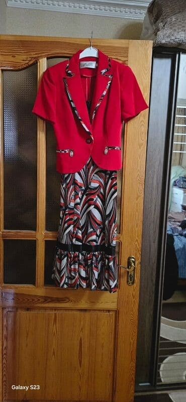 36ölçü. baha alınıb. 1ce defe geyinilib