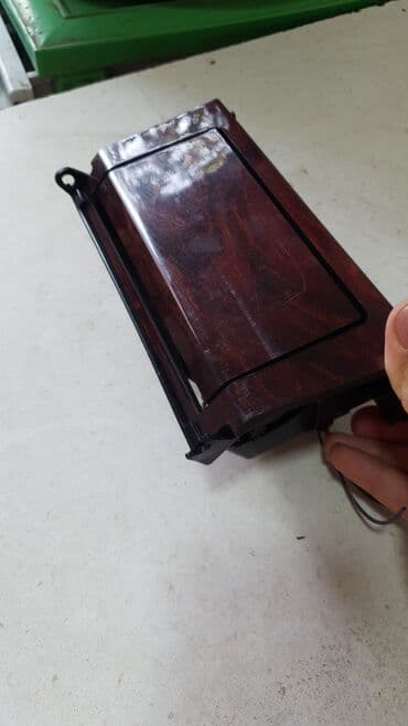 in ve yan: W202 külqabı — 2