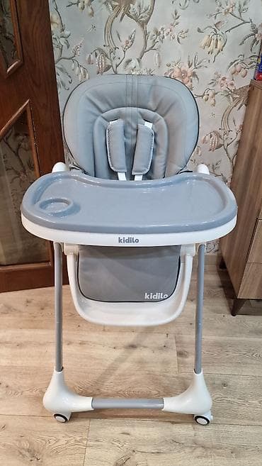 Yemək masaları, oturacaqları: Uşaq yemək stulu – Kidilo, boz rəng Az işlenib, yeni kimi. Montin — 2