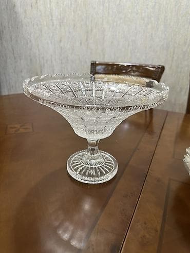 Şüşə/kristal ayaqlı meyvə və şirniyyat qabı - Material: qalın — 1