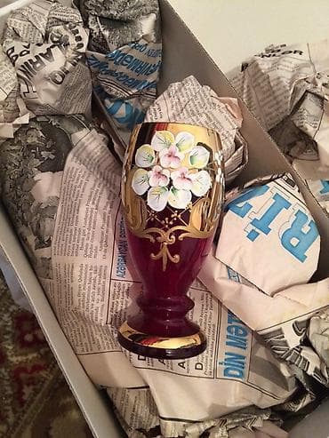 kart qabı: Bogema ilk cıxanardandı işlenemeyib karobkasında qrafin 6 bakalı ile — 1