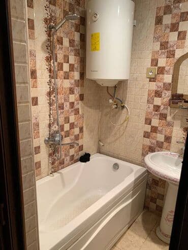 mingecevirde ucuz kiraye evler: Nərimanov metrosunnan əyaq ilə 7 dəqiqə Köhnə Məhkəməynən üzbəüz 5 — 9