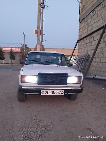 vaz 2017: VAZ (LADA) 2107: 1.6 l | 1987 il Sedan — 2