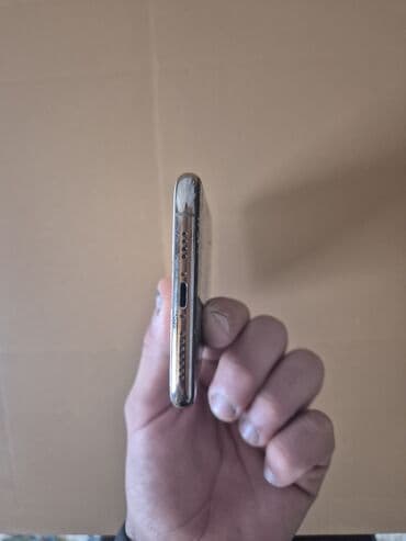 экран: Məhsul: iPhone 11 Pro (3 arxa kamera modullu model) - Korpus — 6