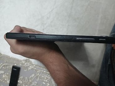 dubai version iphone: Yeni Samsung Galaxy Tab S10 FE+, 8,9", 128 GB — 3
