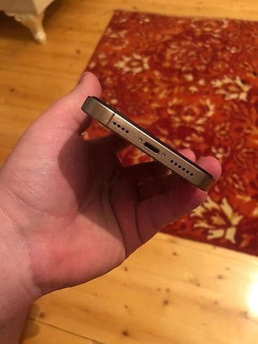 airpods original: IPhone Xr, < 16 GB, White Titanium, Face ID — 4