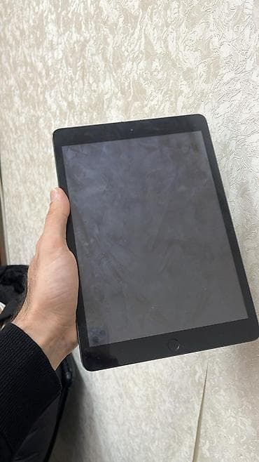 Noutbuk və netbuklar: Apple iPad 7 (2019), 10,2", < 64 GB — 1