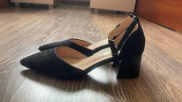 Ölçü: 39, rəng - Qara, Yeni