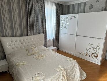 evler bineqedide: Köhnə şəkildi çılçıraq (lüstür) var. Ev tam doludu butun eşıyalar var — 3