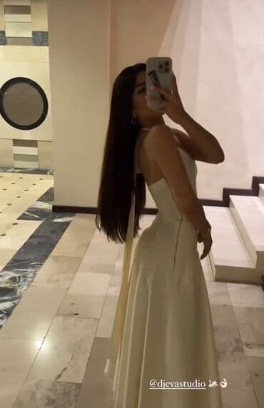 Toy paltarları və aksesuarları: İdeal vəziyyətdədir.Djeva studiodan alınıb.Cəmi 1dəfə toya geyilib oda — 1