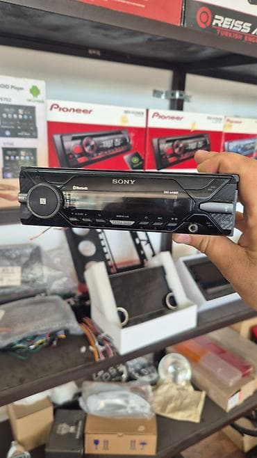 Бытовая техника: Магнитола, Б/у, Sony, AUX, Таиланд — 1