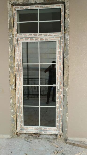 pencere qapi: Şəbəkəli Plastik Qapı Pəncərə Sigarişi — 20