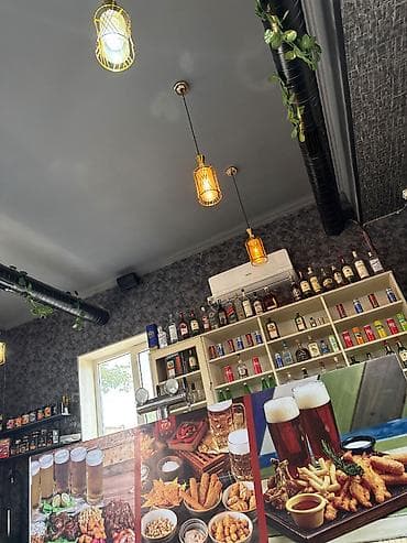 kafe stolari: Ofisiant tələb olunur, Restoran, Gündəlik ödəniş, 18-29 yaş, 1-2 illik təcrübə — 1
