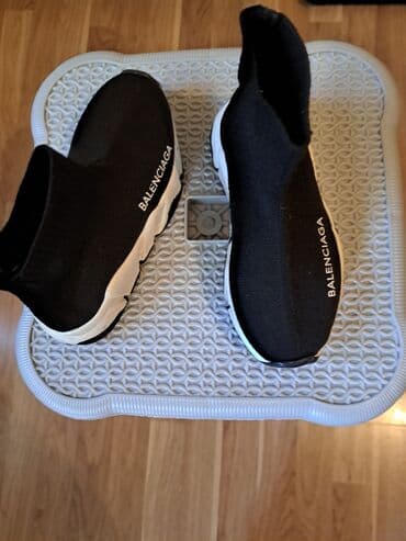 24 saat baytarliq: Uşaq ayaqqabıları — 2