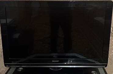 tv pult: Sharp LCD televizor - Ekran: təxminən 32–37 düym (geniş çərçivəli LCD — 1