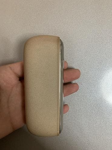 IQOS elektron tütün qızdırma cihazı və daşınma/şarj qabı - Model