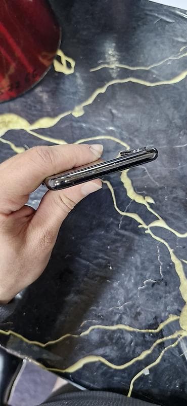 ps qiymətləri: IPhone X, 64 GB, Space Gray, Face ID — 3