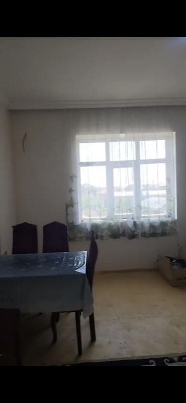Куплю дом: Saray qəsebəsi 270 azn kira ofis haqqı 2 otaq — 2