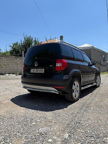kiçik maşınlar: Skoda Yeti: 1.2 l | 2012 il 155600 km Krossover — 2