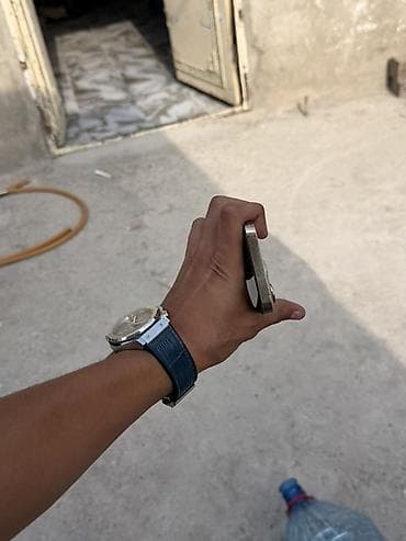 video mixer: IPhone 14 Pro, 256 GB, Qızılı, Face ID — 3
