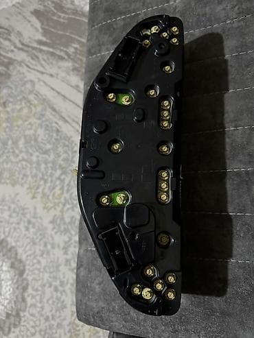 mercedes e 230: Mercedes-Benz W210, Orijinal — 4