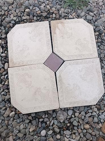 Dekorativ döşəmə plitələri dəsti - Dizayn: Açıq bej rəngdə, səthində