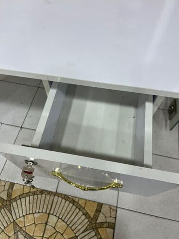 bor maşını: Manikür üçün masa — 3