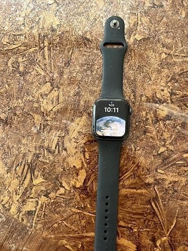 Apple Watch (GPS) ağıllı saat.SE silver 44mm.85%pil ve adaptorsuz