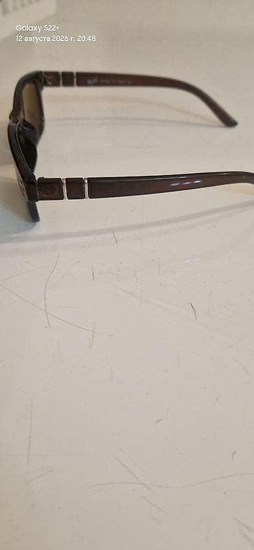 Eynəklər: Gün eynəyi, Persol, Yeni — 2