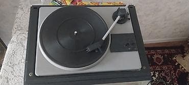 Vinil patefon-radio kombosu — “Серенада ЭЗ-209” Məhsul təsviri: -