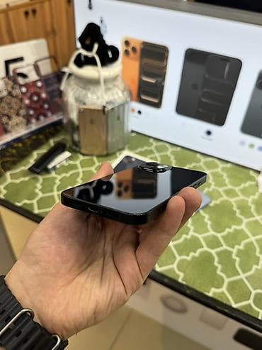 iphone 2ci əl: IPhone 13, Qara — 7