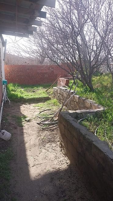 3 otaqlı, 150 kv. m, Kredit yoxdur, Orta təmir