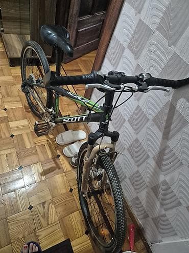 scott velo: Scott Scale dağ velosipedi 24.luk- bir tekernde biaz bosdu.Çərçivə — 1