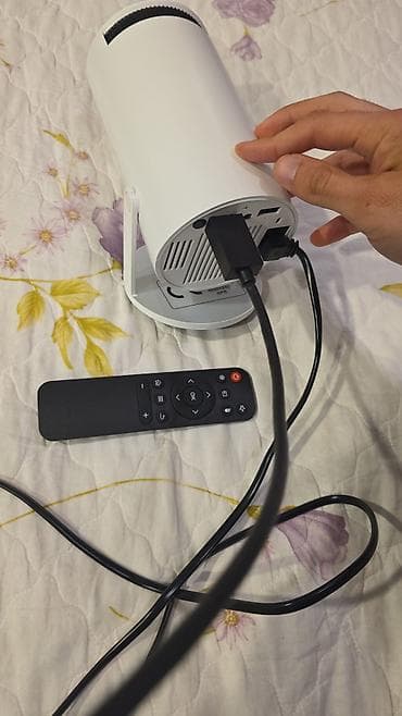 İşlənmiş Portativ Proyektor