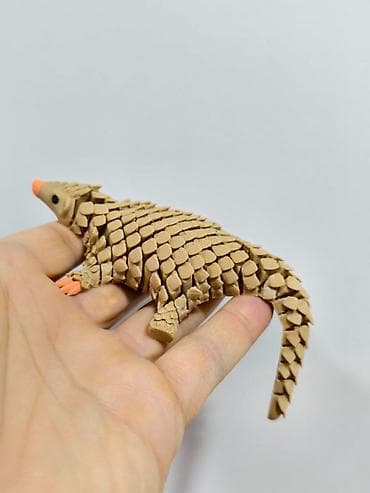 Yemək masaları, oturacaqları: Pangolin Fidget Stressdən azad oyuncaqlarımız və ulduz naxışlı — 1