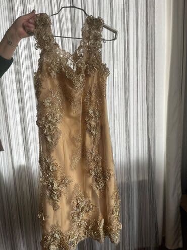 калон кардани кер дар шароити хона: Her ikisi bahali atelyede ve bahali parcadan tikilib 1defe toya — 2