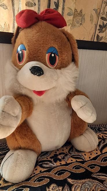 Большой зайка . Привезен из Европы Размер 50 см 15 ман